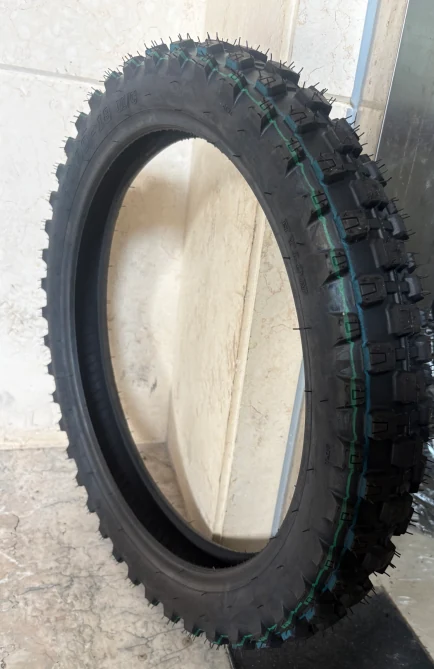 accesorios para neumáticos de moto — Qué accesorios considerar y por qué son imprescindibles