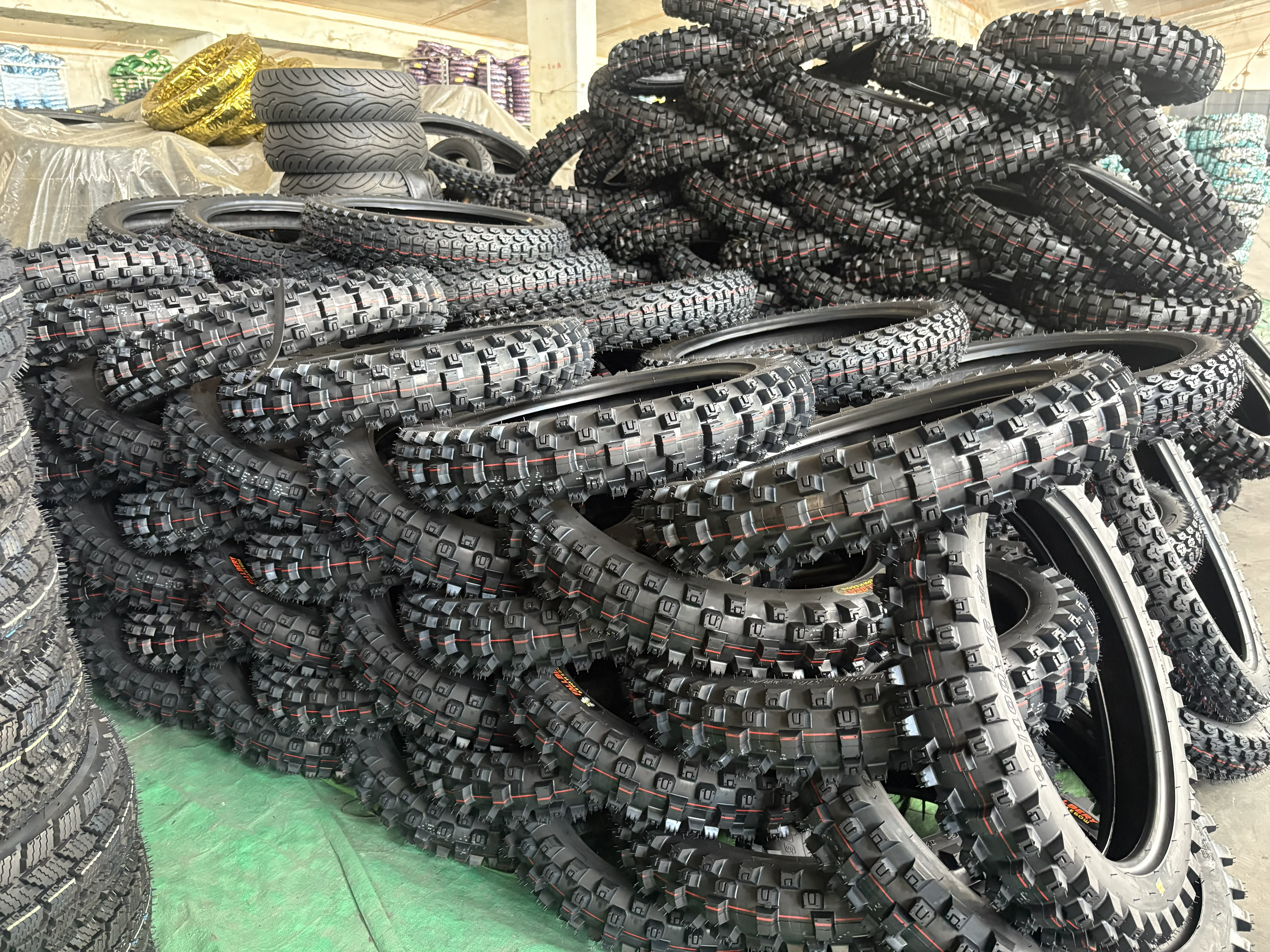 Importância da Substituição de Pneus de Moto para Frotas Empresariais — Fabricante na China e Atacado B2B